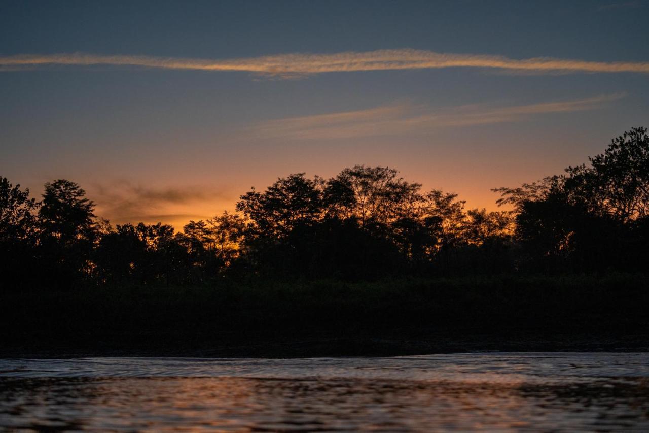 Amak Iquitos Ecolodge Santa Clara Exterior photo